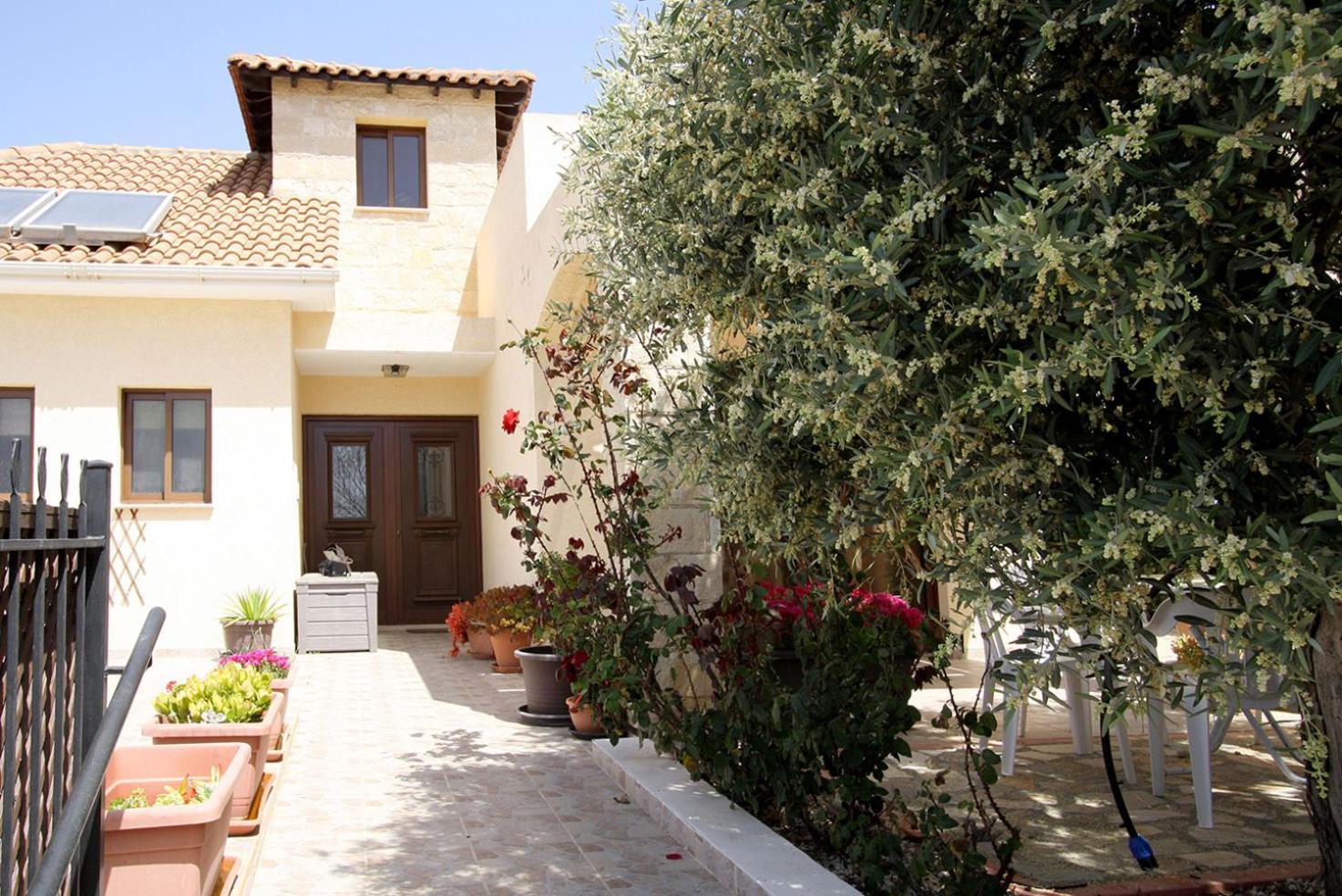 Amathousia Villa With Private Pool And Sea View Pissouri Bagian luar foto