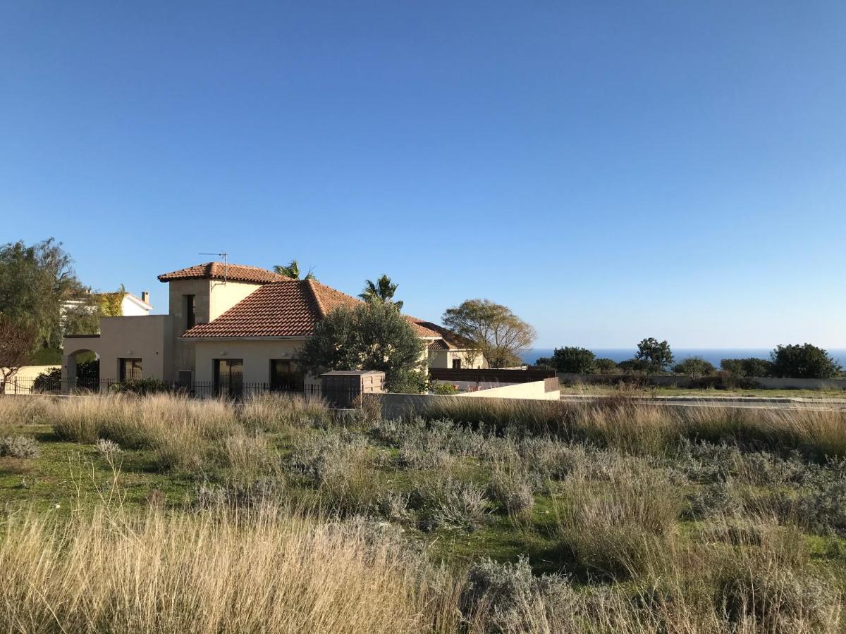 Amathousia Villa With Private Pool And Sea View Pissouri Bagian luar foto