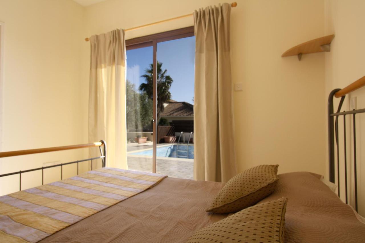 Amathousia Villa With Private Pool And Sea View Pissouri Bagian luar foto